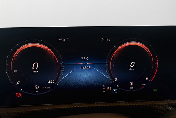 Mercedes-Benz CLA200 d 25 of 30