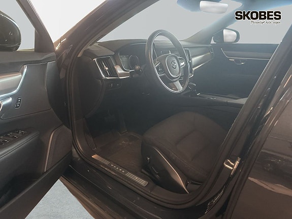 Volvo V90 7 of 18