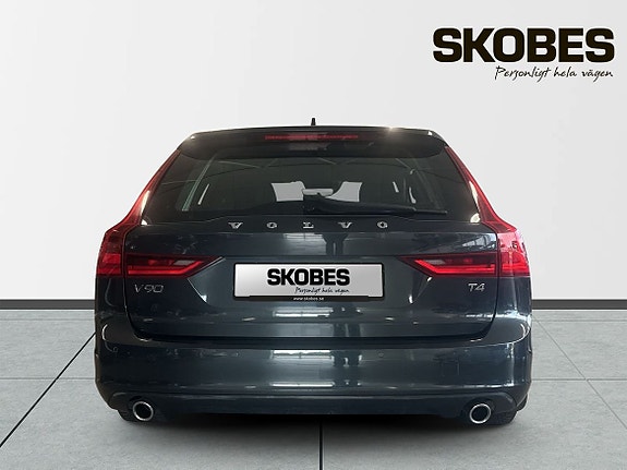 Volvo V90 5 of 18
