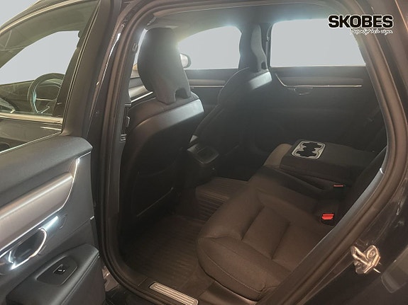 Volvo V90 8 of 18