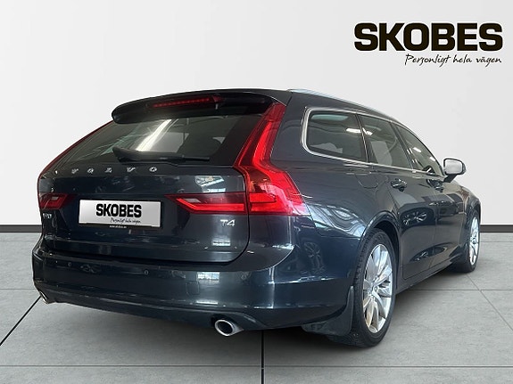 Volvo V90 6 of 18