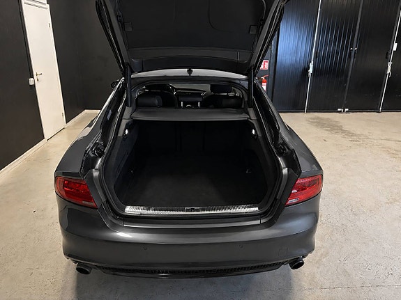 Audi A7 8 of 18