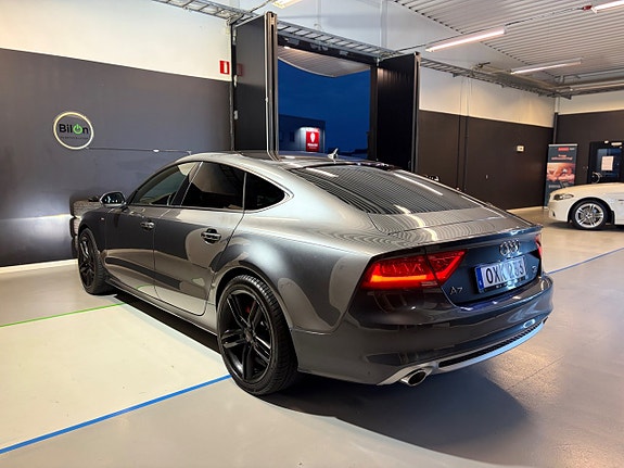 Audi A7 3 of 5