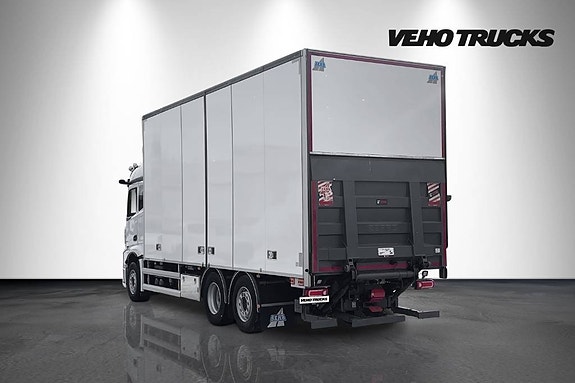 Mercedes-Benz Actros 2853 L 6x2 Fjärrtransportfordon 3 of 24