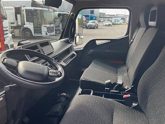 Fuso eCanter 8,55 ton brädgårdsbil 7 of 12
