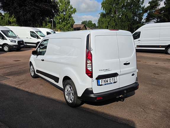 Ford Transit Connect 5 of 5