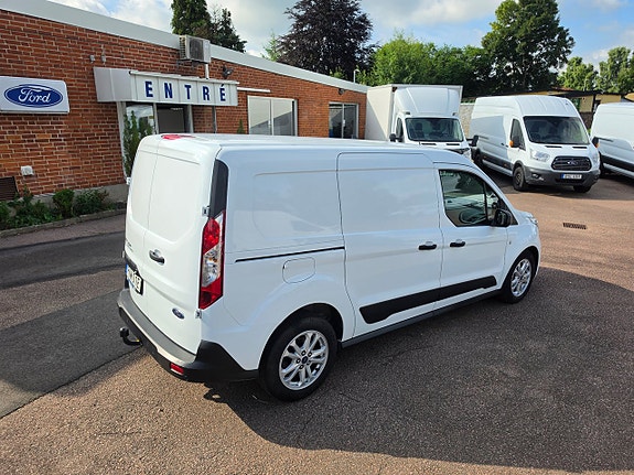 Ford Transit Connect 3 of 5