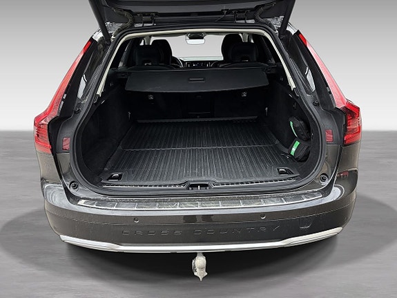 Volvo V90 Cross Country 16 of 16