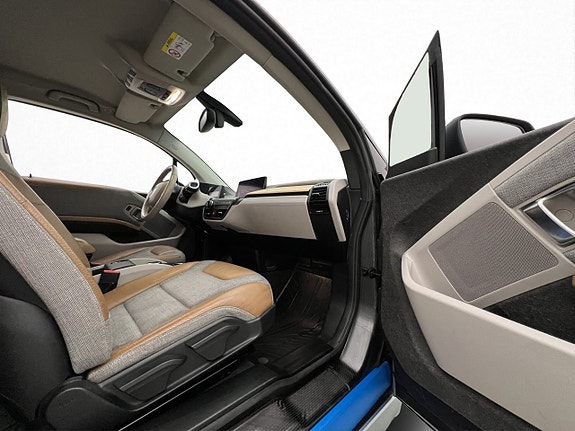 BMW i3 21 of 30