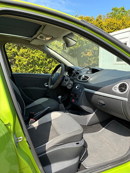 Renault Clio 3 of 5