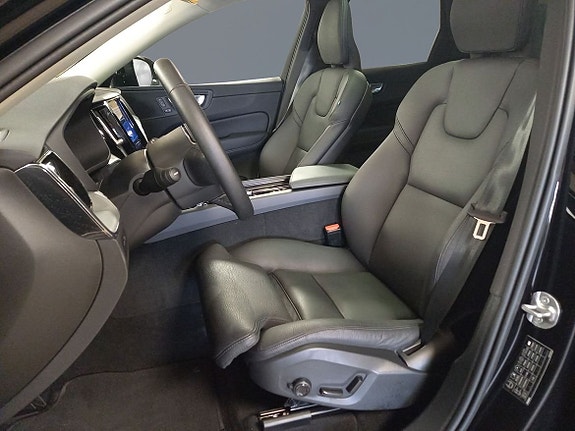 Volvo XC60 6 of 15