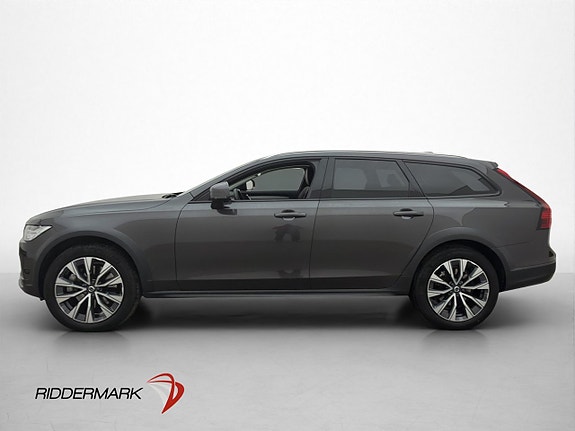 Volvo V90 Cross Country 4 of 5