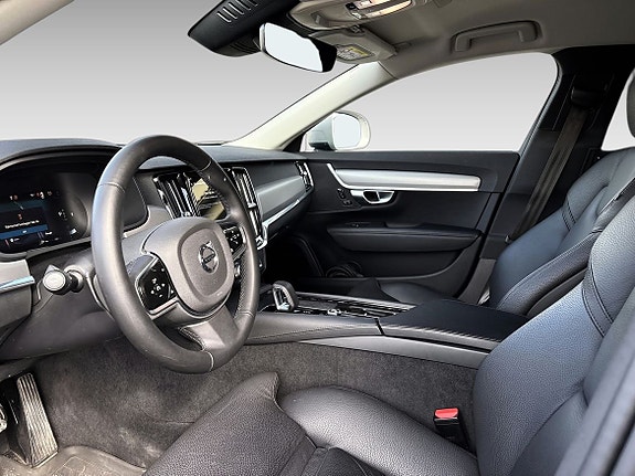 Volvo V90 Cross Country 11 of 17
