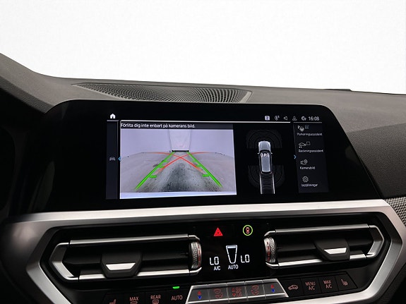 BMW 330e 19 of 30