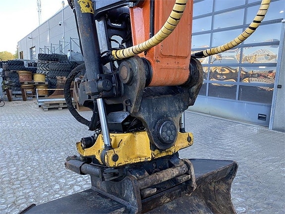 Doosan DX255LC-5 9 of 10