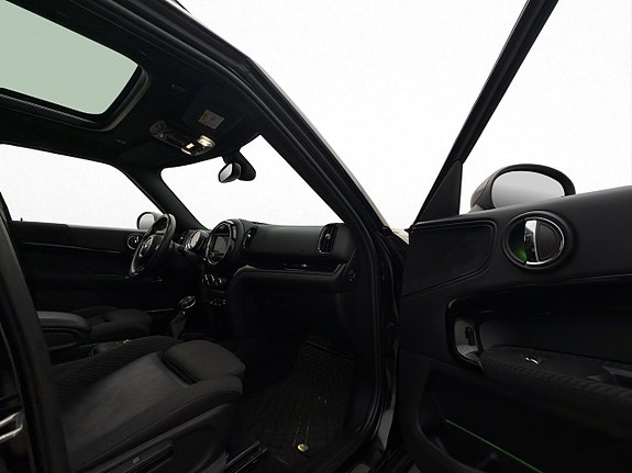 MINI Countryman SE 28 of 30