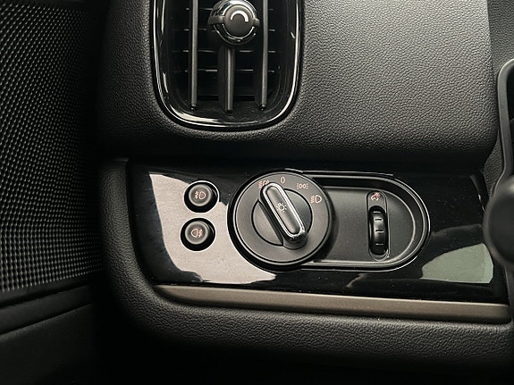 MINI Countryman SE 14 of 30