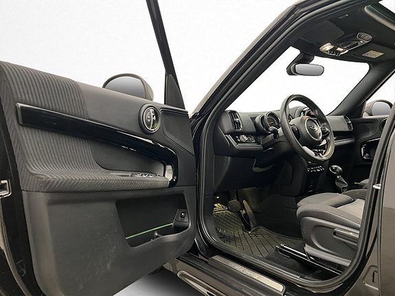 MINI Countryman SE 10 of 30