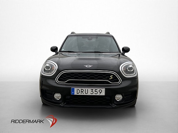 MINI Countryman SE 2 of 30