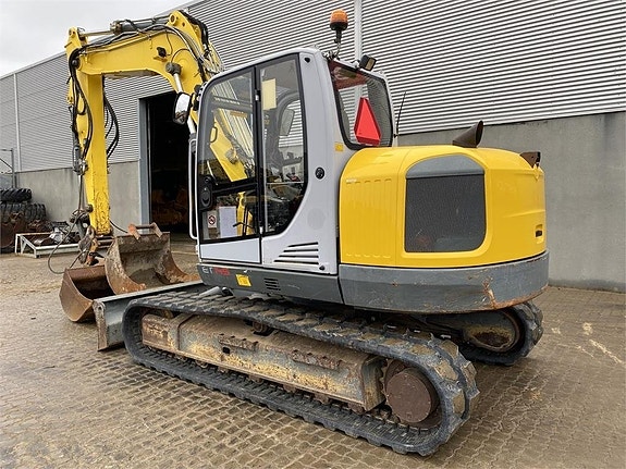 Neuson ET145 2 of 12