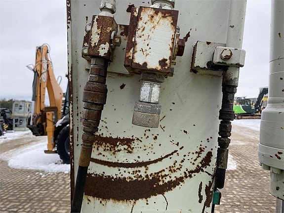Takeuchi TB1140 10 of 12
