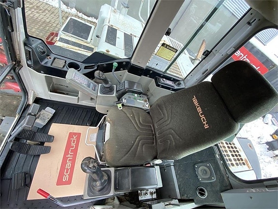 Takeuchi TB1140 3 of 12