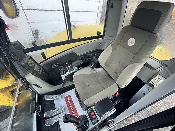 Wacker Neuson ET145 3 of 13