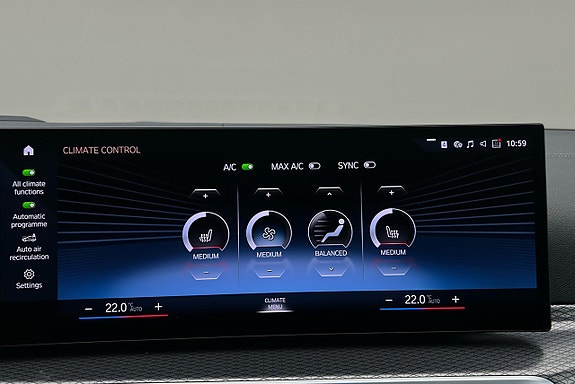 BMW i4 20 of 28