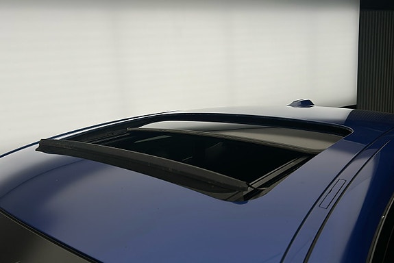 BMW i4 19 of 28