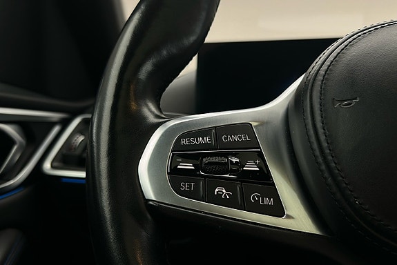 BMW i4 24 of 28