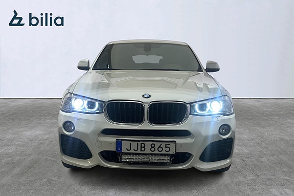 BMW X4 2 of 5
