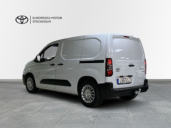 Toyota Proace City 2 of 5