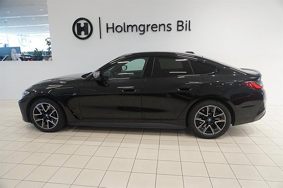 BMW i4 3 of 5