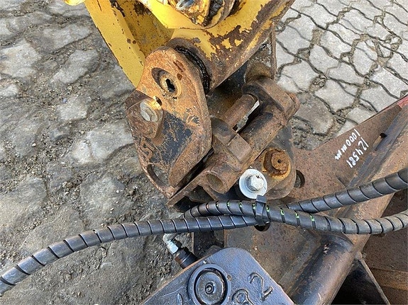 Yanmar SV18 11 of 12