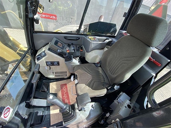 Yanmar VIO 80-1A 3 of 11