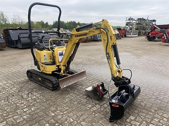Yanmar VIO12 5 of 10