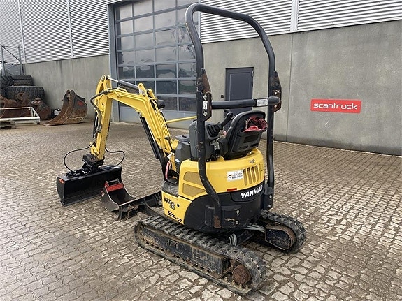 Yanmar VIO12 2 of 10