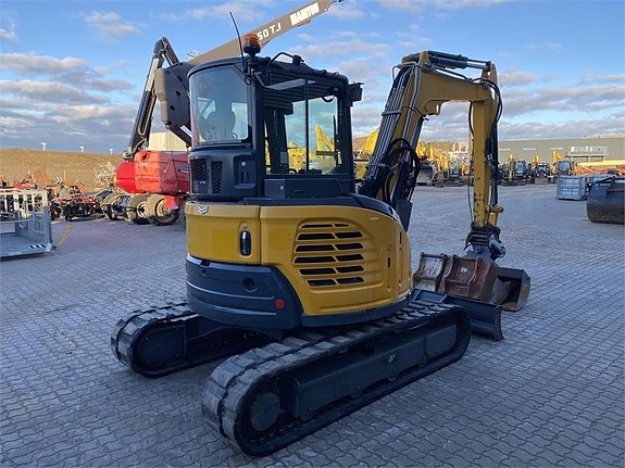 Yanmar VIO50-6 4 of 11
