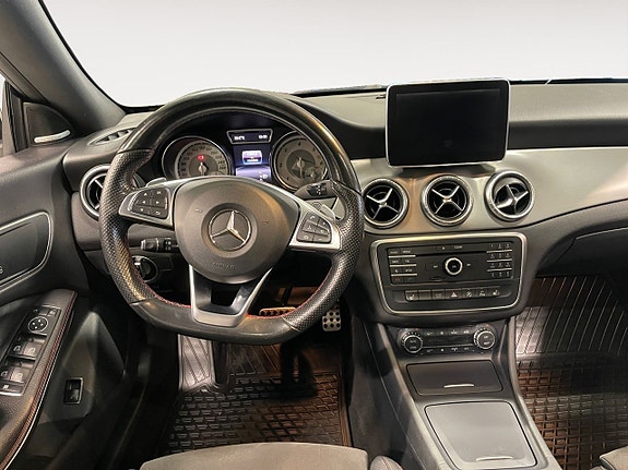 Mercedes-Benz CLA220 d 10 of 25