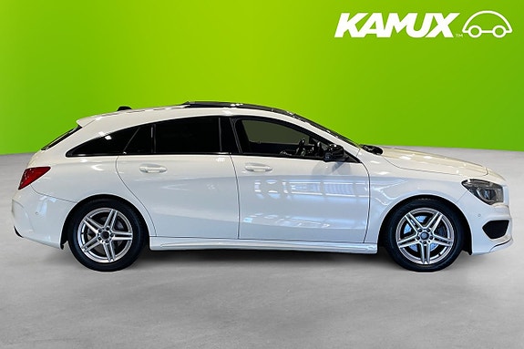 Mercedes-Benz CLA220 d 2 of 5