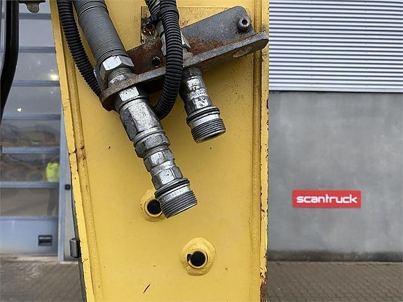Yanmar VIO80-1A 9 of 12