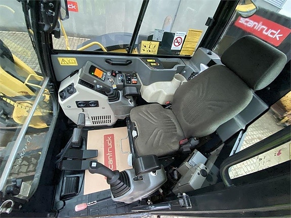 Yanmar VIO80-1A 3 of 12
