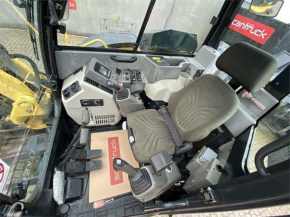 Yanmar VIO80-1A 3 of 10