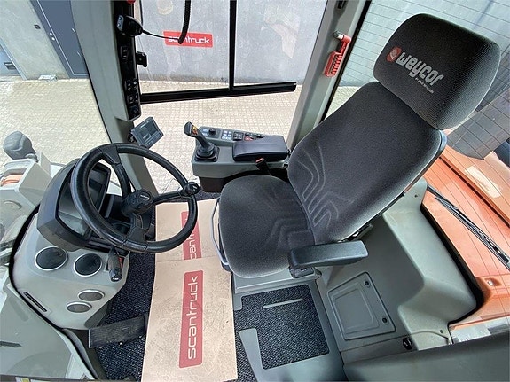 Weycor AR250E 3 of 11