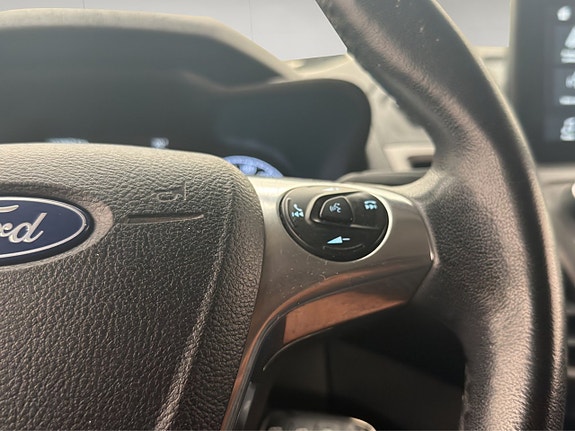 Ford Transit Connect 17 of 27
