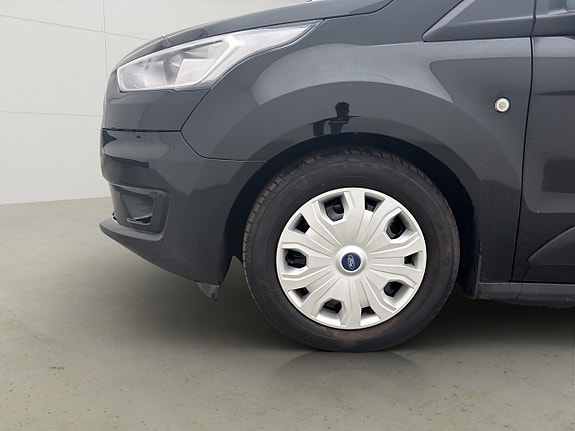 Ford Transit Connect 24 of 27
