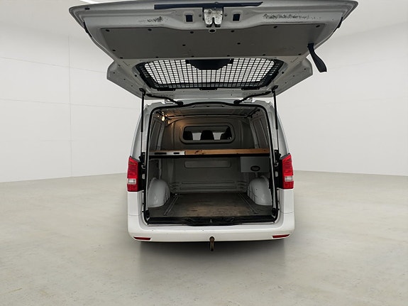 Mercedes-Benz Vito 114 11 of 30