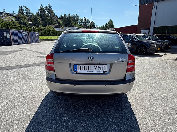 Skoda Octavia 4 of 5