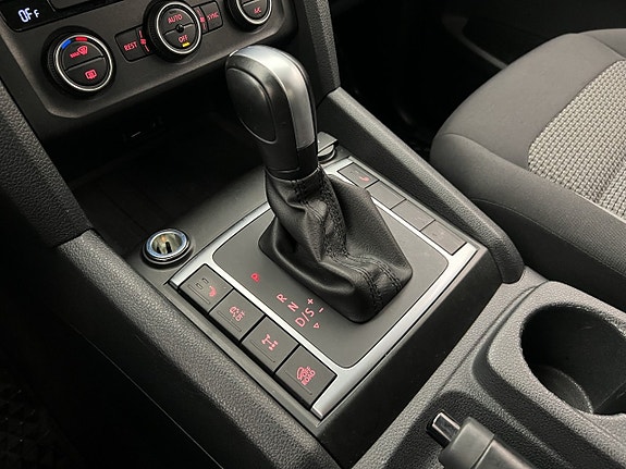 Volkswagen Amarok 23 of 30