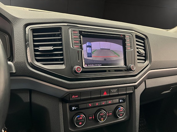 Volkswagen Amarok 21 of 30